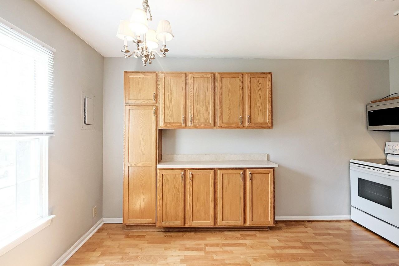 1264 Villa Ln #D - Photo 6 of 10