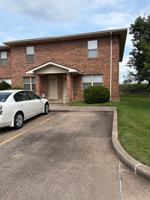 featured image of 2704 Independence St