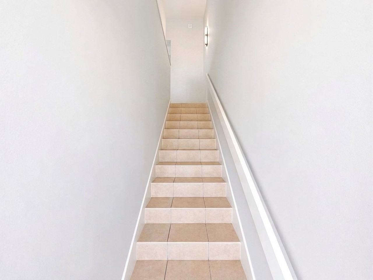 150 Santa Clara Dr #7 - Photo 3 of 12