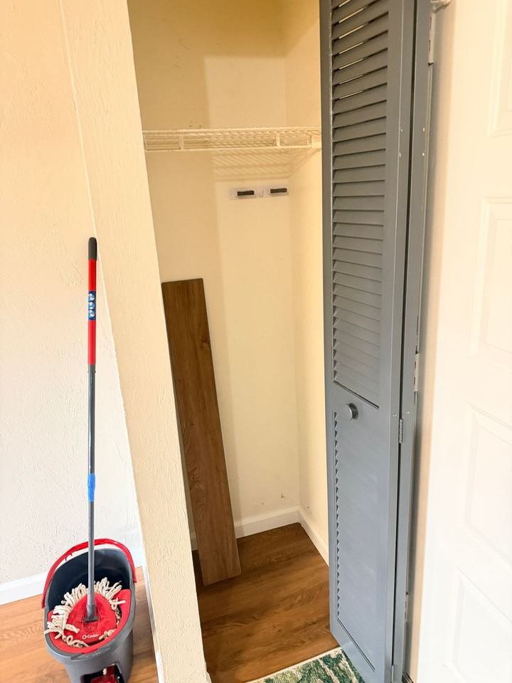 729 Rebecca St - Photo 2 of 41