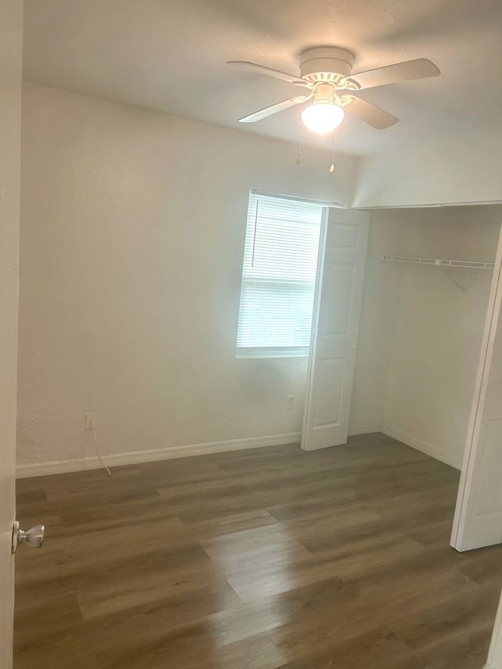3304 Phyllis St #2 - Photo 6 of 14