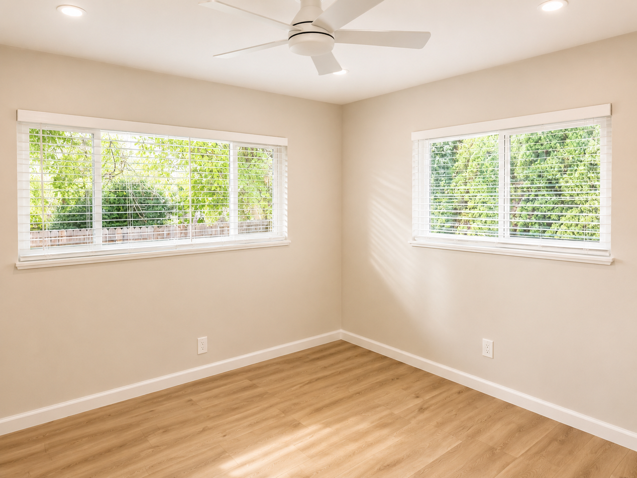 6119 Stanley Ave - Photo 6 of 10