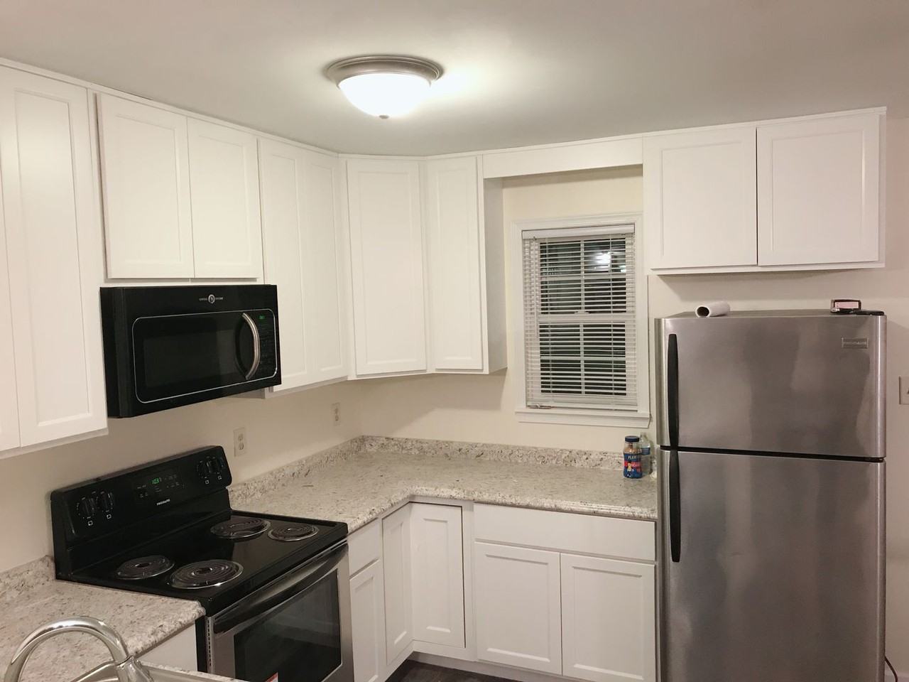 9 Stark Ct - Photo 2 of 11