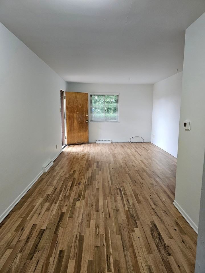 795 Kilmer St #795 - Photo 2 of 13