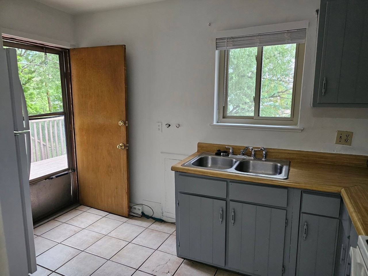 795 Kilmer St #795 - Photo 5 of 13