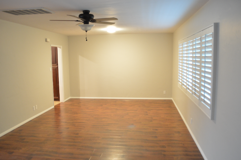 8221 E Windsor Ave - Photo 4 of 25