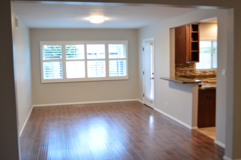 8221 E Windsor Ave - Photo 5 of 25