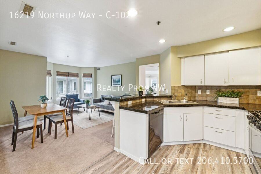 16219 Northup Way #C102 - Photo 4 of 39
