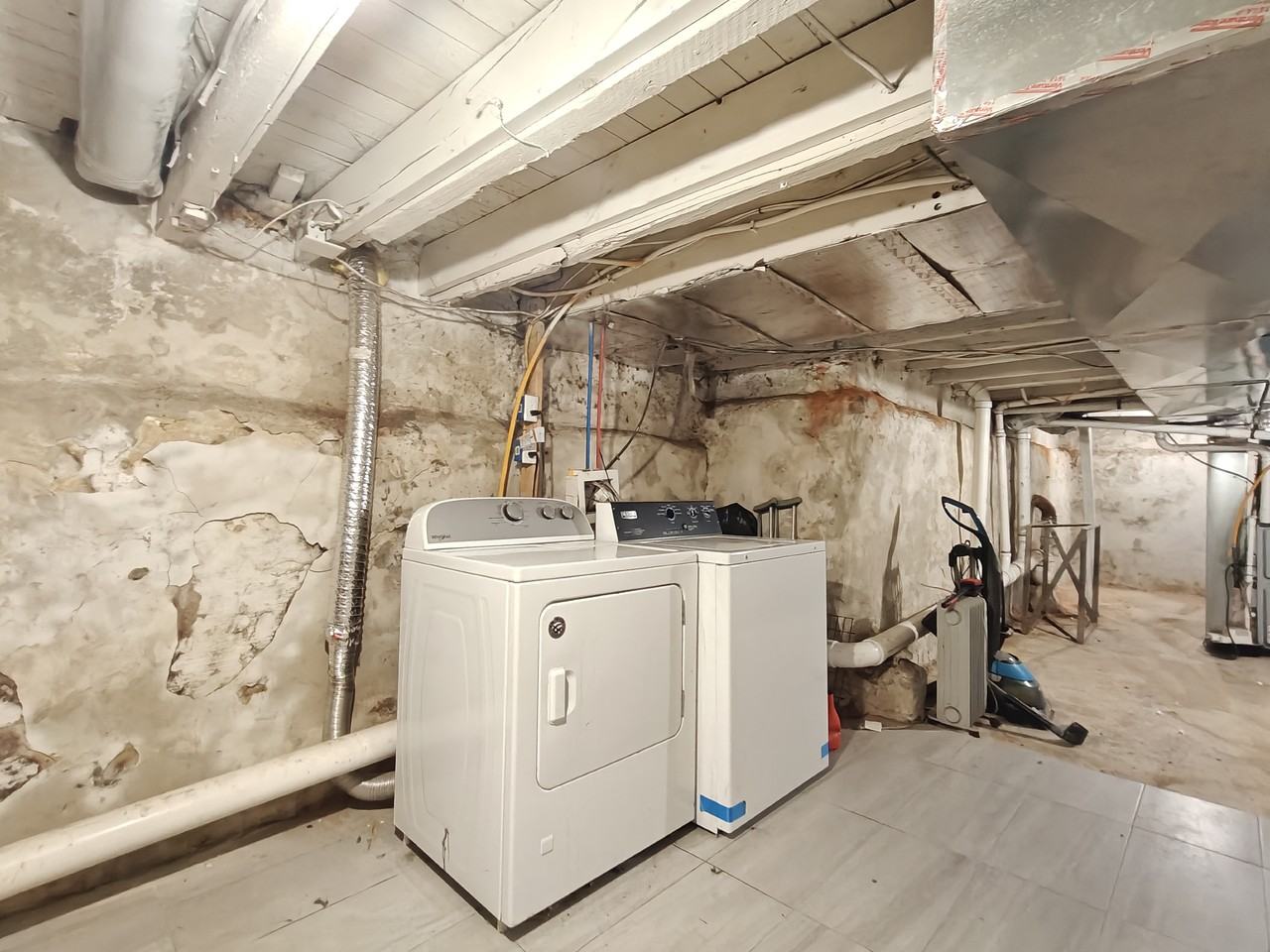 1922 N Marshall St - Photo 6 of 11
