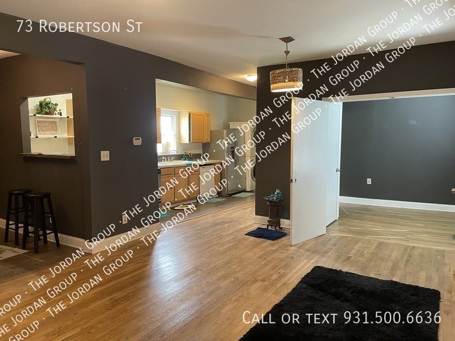 73 Robertson St - Photo 4 of 16