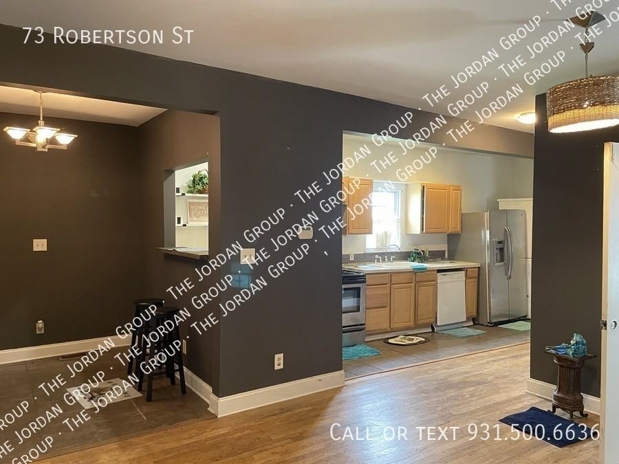 73 Robertson St - Photo 7 of 16