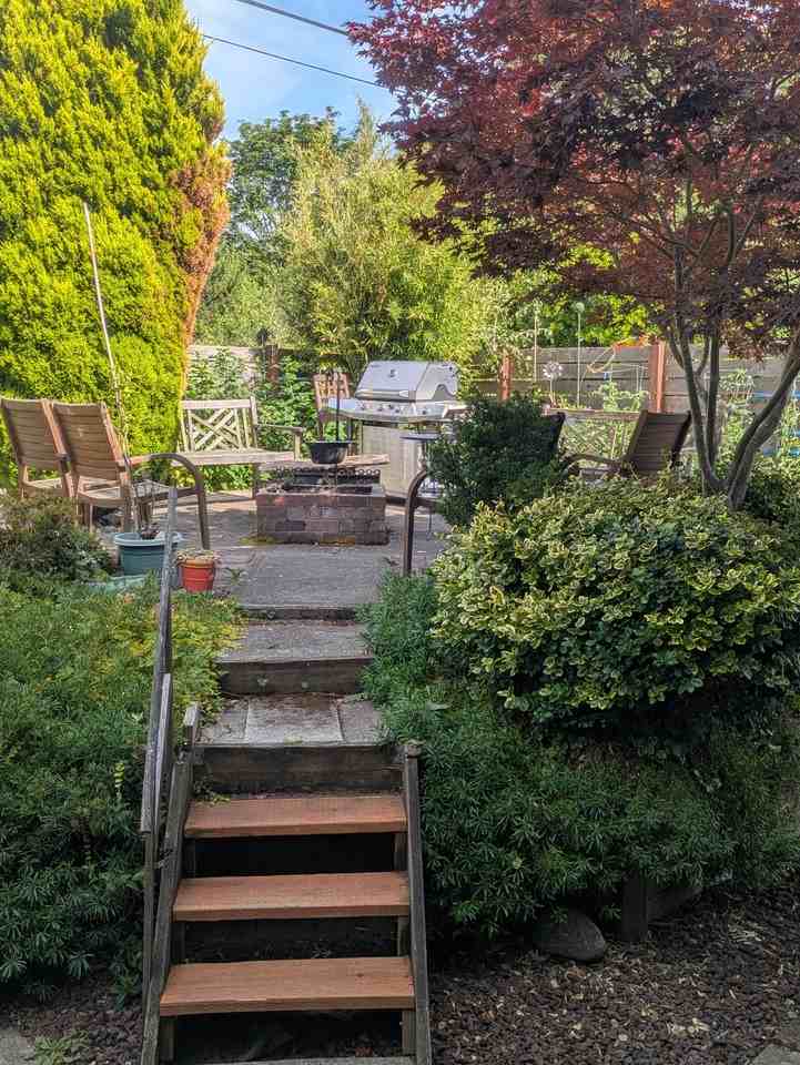 4565 21st Ave Sw #1 - Photo 2 of 27
