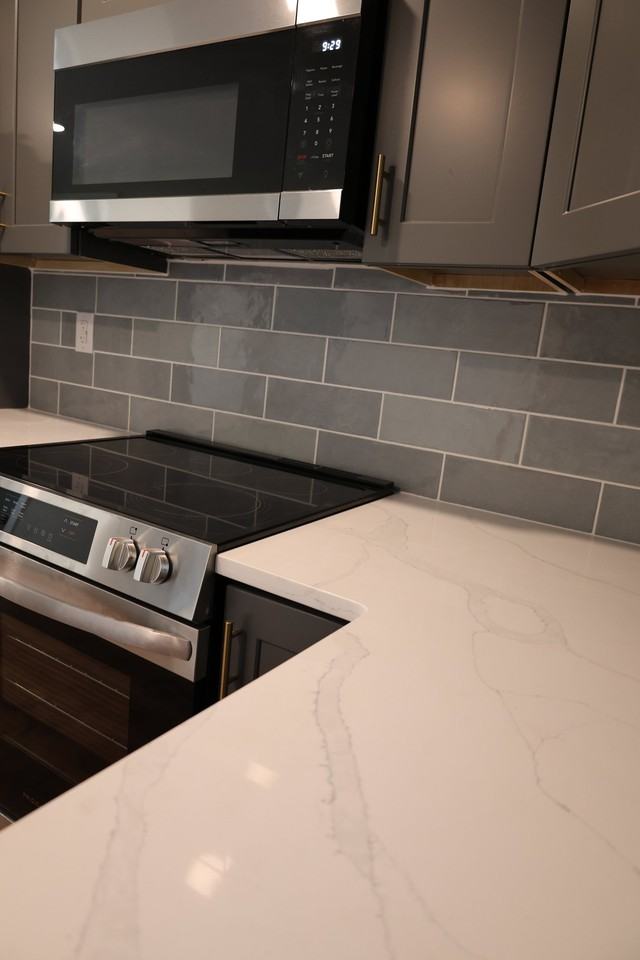 5247 Lincoln Hwy W - Photo 4 of 17