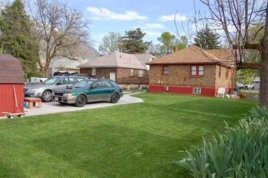 793 E St - Photo 2 of 14