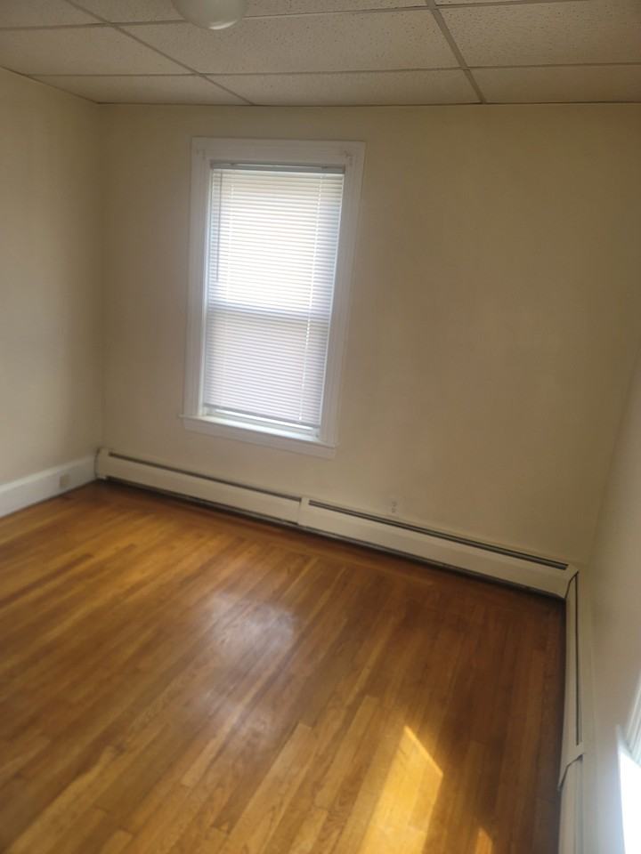 818 Lower River Rd #2 - Photo 4 of 10