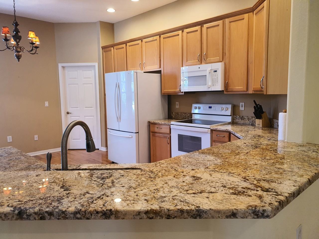 6619 Copper Ridge Trl - Photo 5 of 19