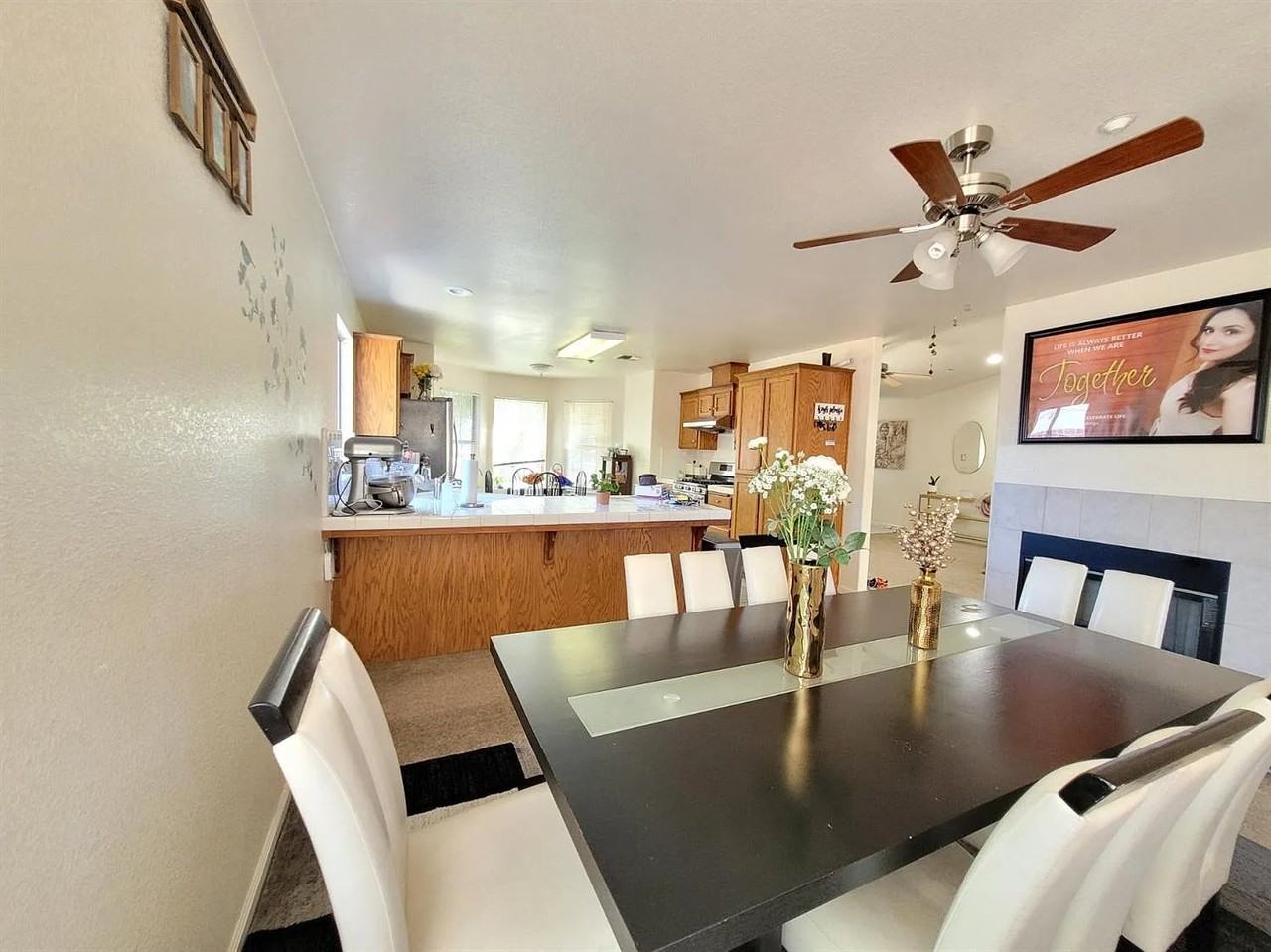6269 W San Carlos Ave - Photo 4 of 20