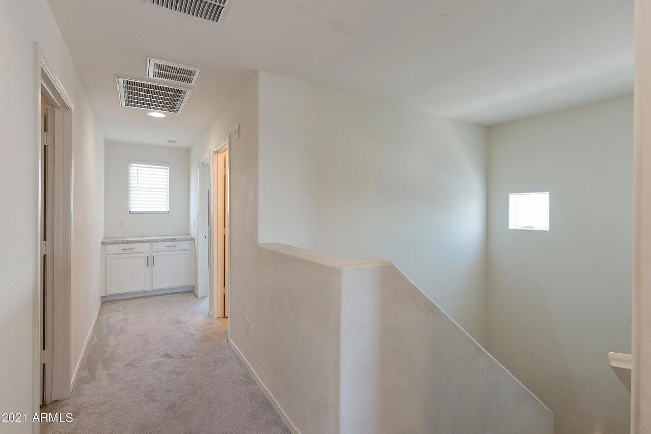 18013 W Tina Ln - Photo 7 of 14