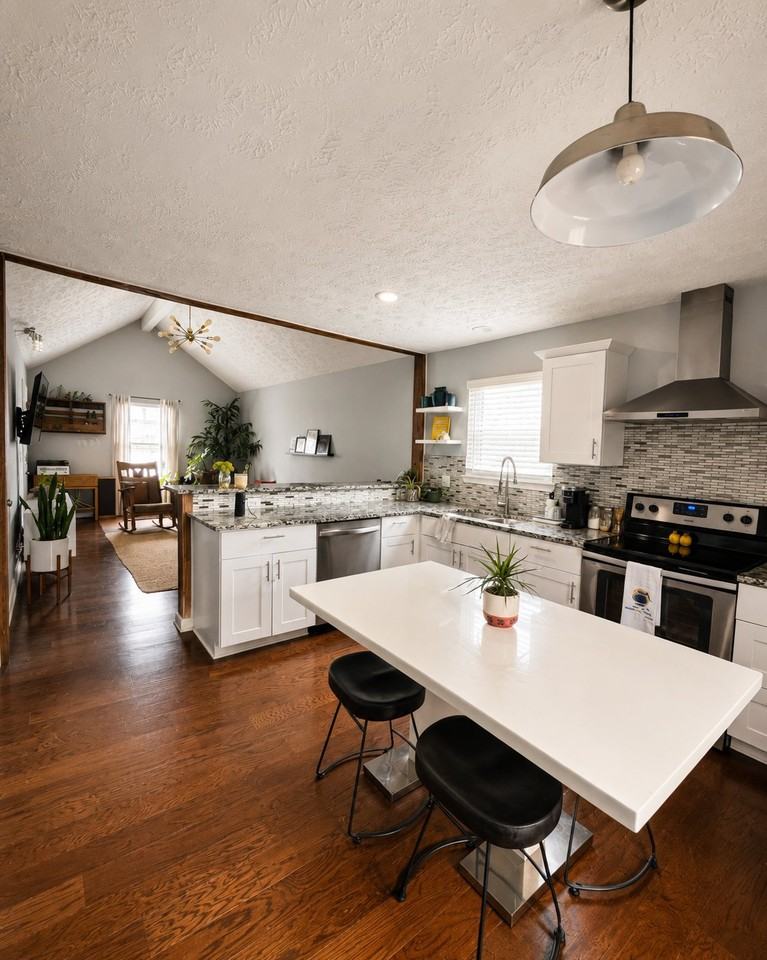 2509 Slaydon Dr - Photo 4 of 10