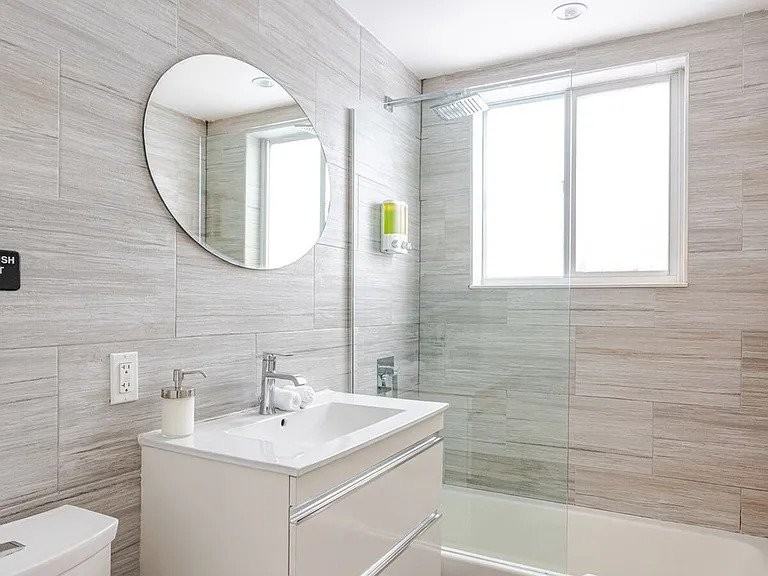 865 Collins Ave #301 - Photo 4 of 4