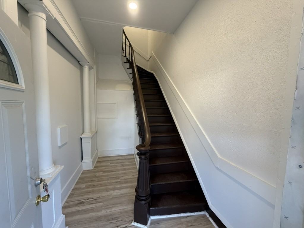 725 S 7th St #4 - Photo 2 of 12