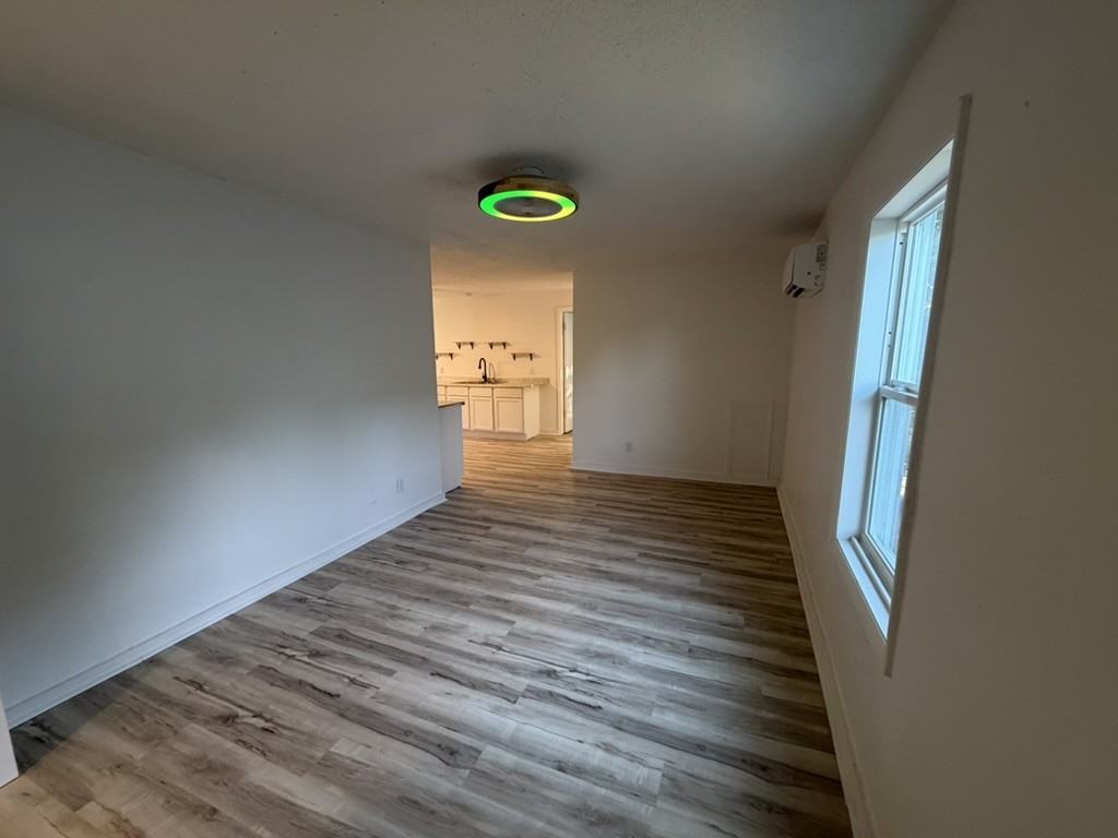 725 S 7th St #4 - Photo 5 of 12