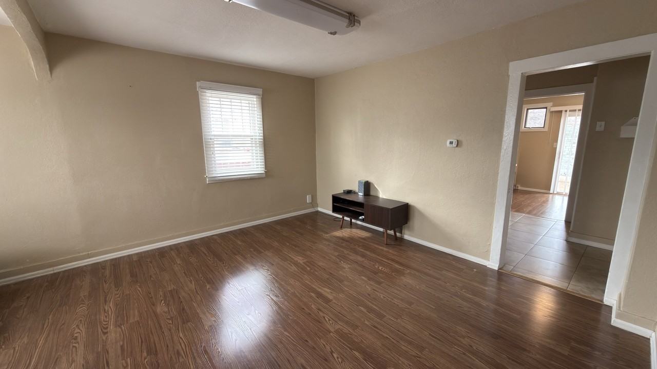 817 23rd St #NA - Photo 3 of 16