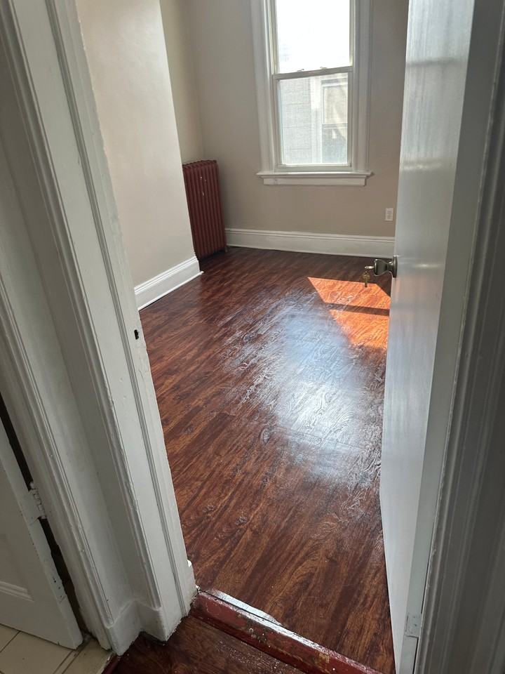 85 Hague St #2 - Photo 4 of 16