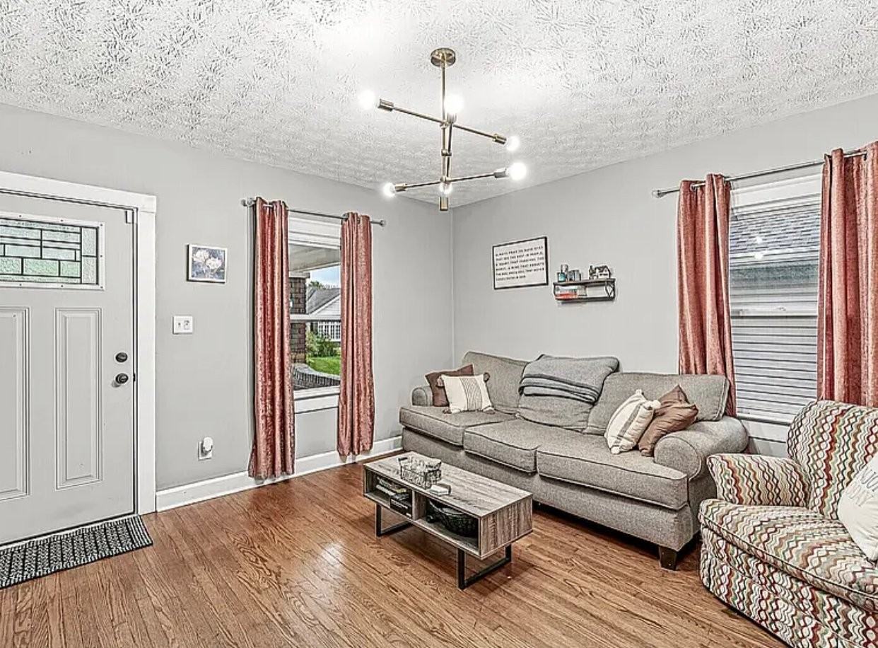 1218 E Southern Ave - Photo 4 of 13