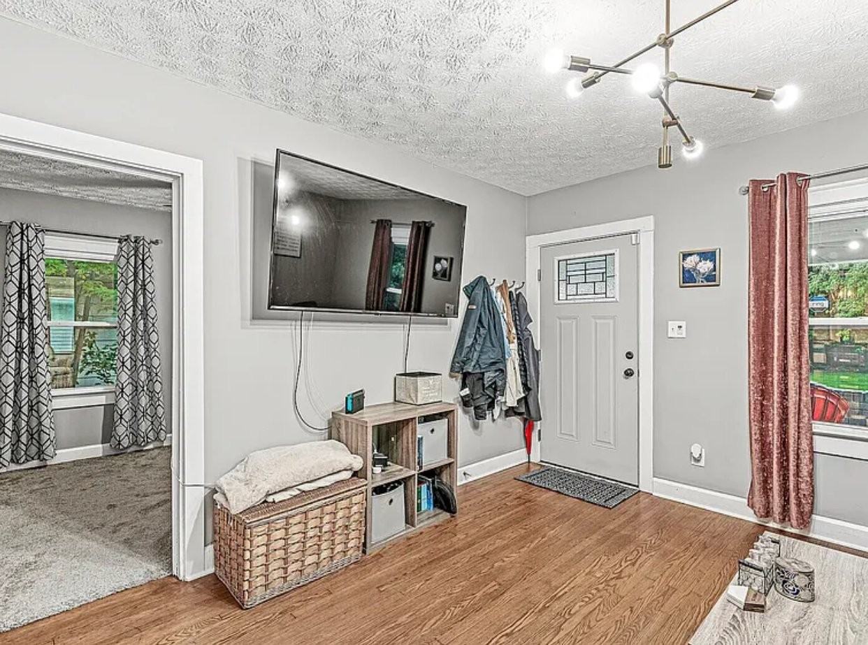 1218 E Southern Ave - Photo 5 of 13