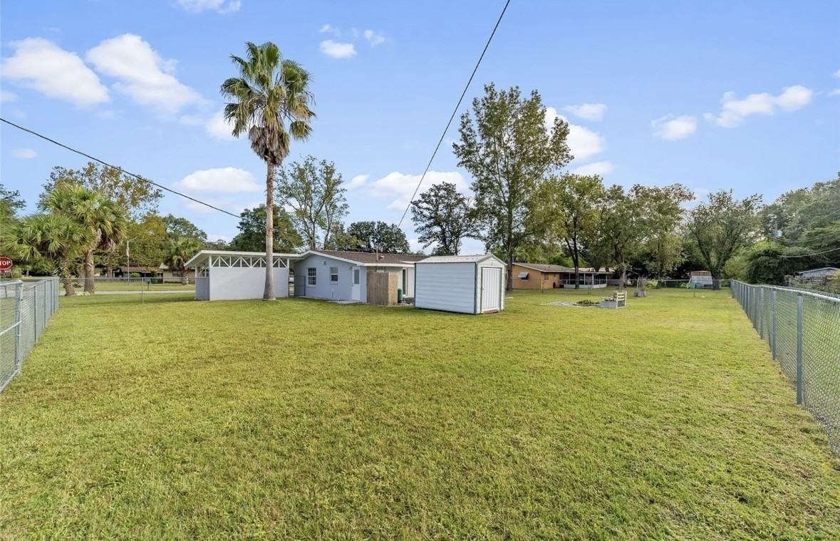 900 Ne 44th St #NA - Photo 4 of 12