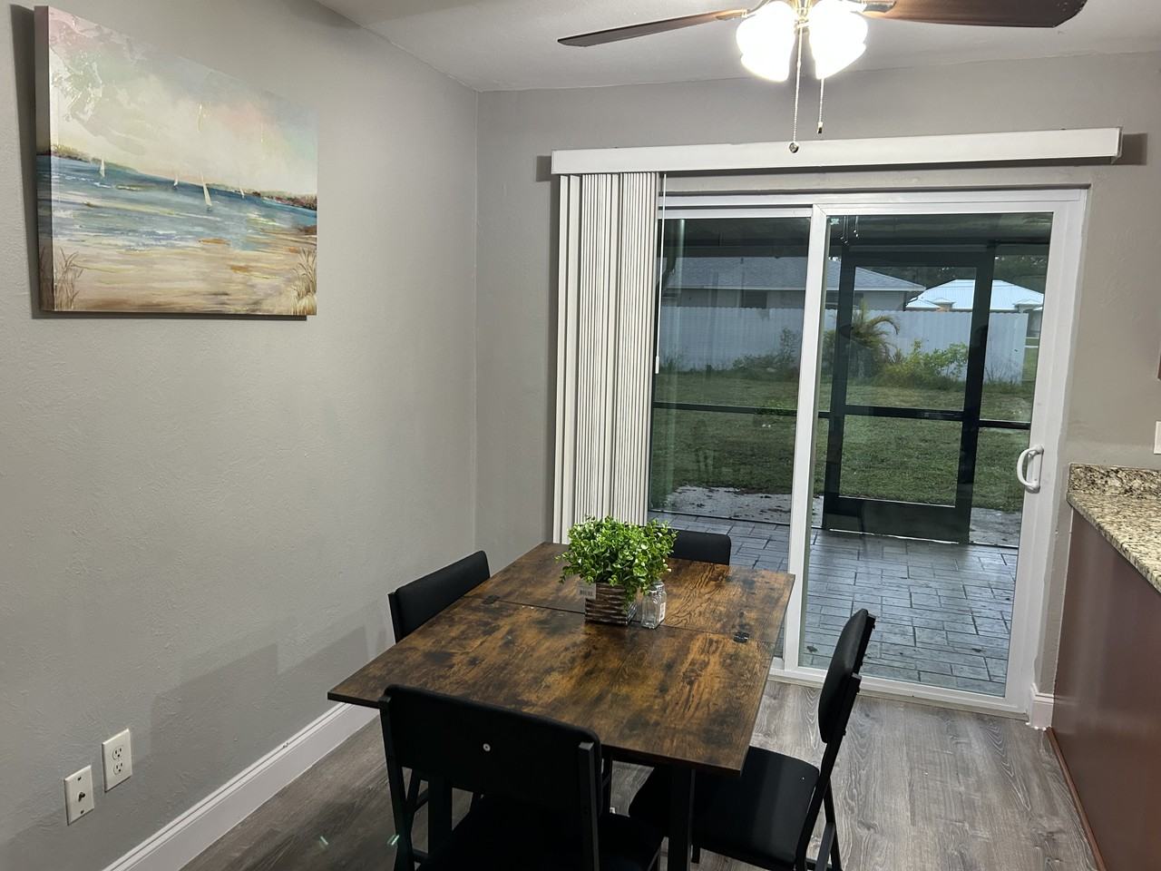 501 Ne 24th Pl #501 - Photo 4 of 12