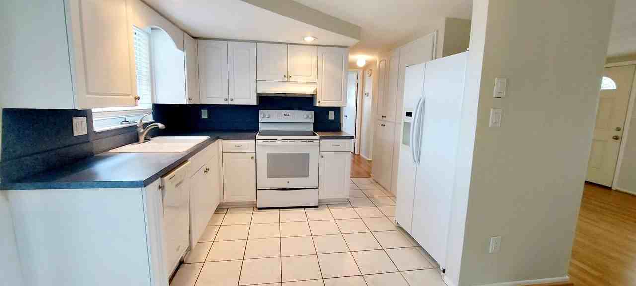 9031 Chantilly Ln #1 - Photo 5 of 13