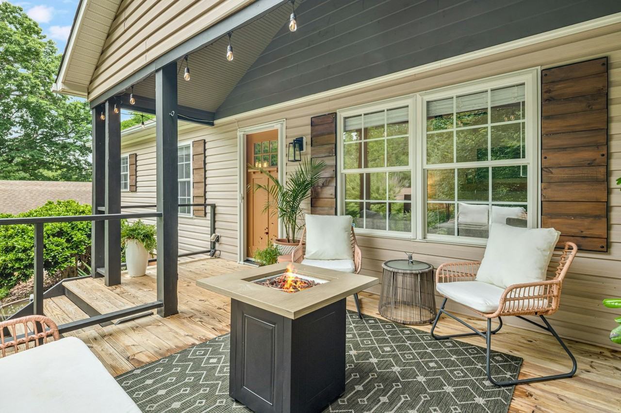 52 Shady Oak Drive - Photo 2 of 18
