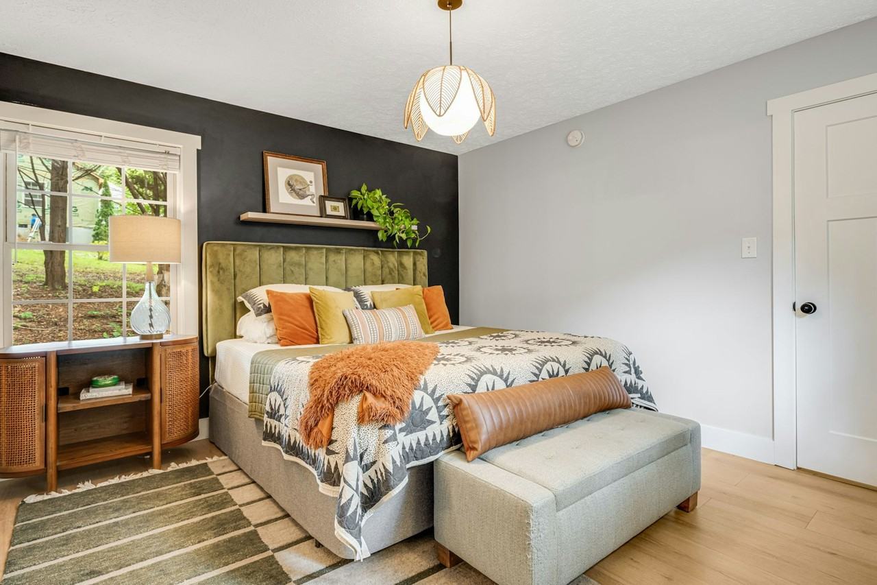 52 Shady Oak Drive - Photo 7 of 18