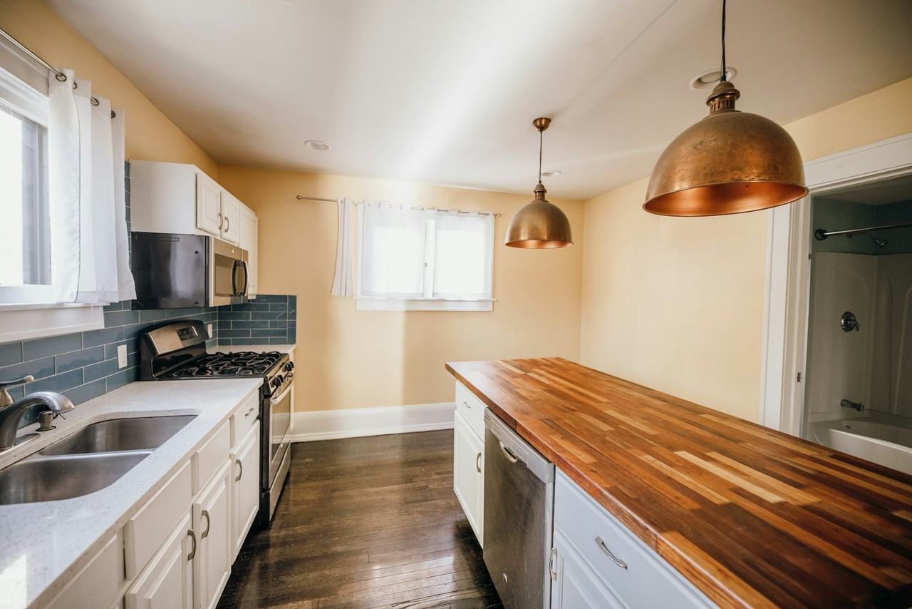 506 Prospect Avenue Southeast, Unit 1 - Photo 5 of 16