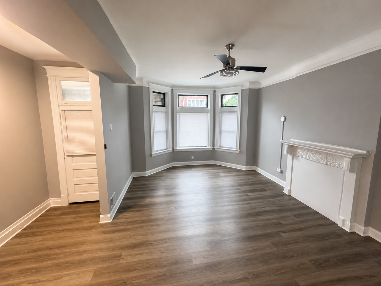 6426 South Ingleside Avenue, Unit 2 - Photo 2 of 15