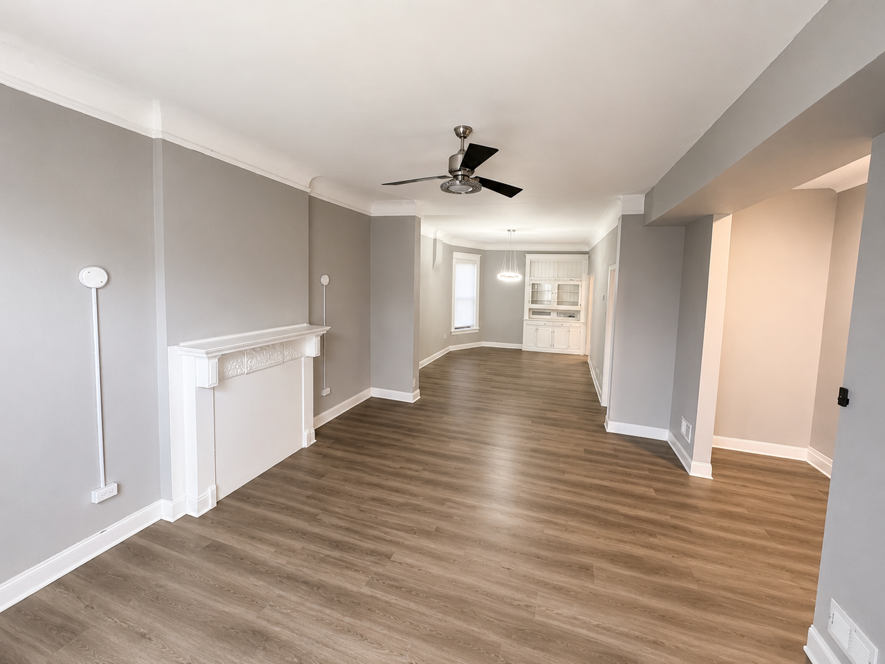 6426 South Ingleside Avenue, Unit 2 - Photo 3 of 15