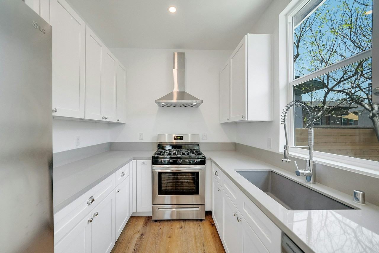 2322 Alta Street - Photo 6 of 24