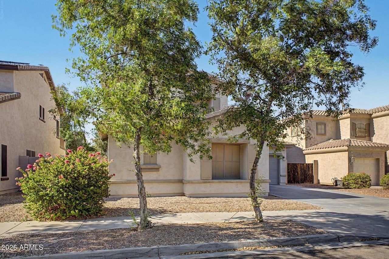 17446 W Yavapai St - Photo 2 of 45