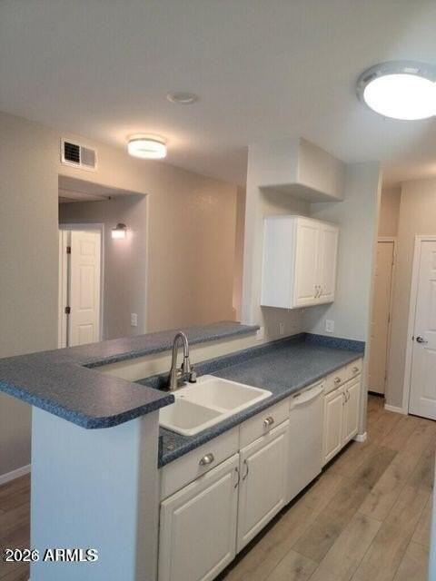 420 W 1st St #211 - Photo 4 of 12