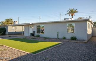 2205 W Cambridge Ave - Photo 1 of 1
