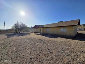 4012 W Carver Rd - Photo 1 of 1