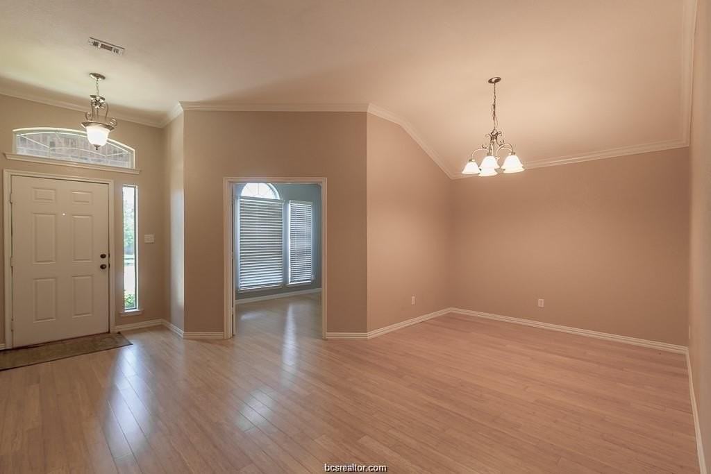 936 Whitewing Ln - Photo 7 of 21