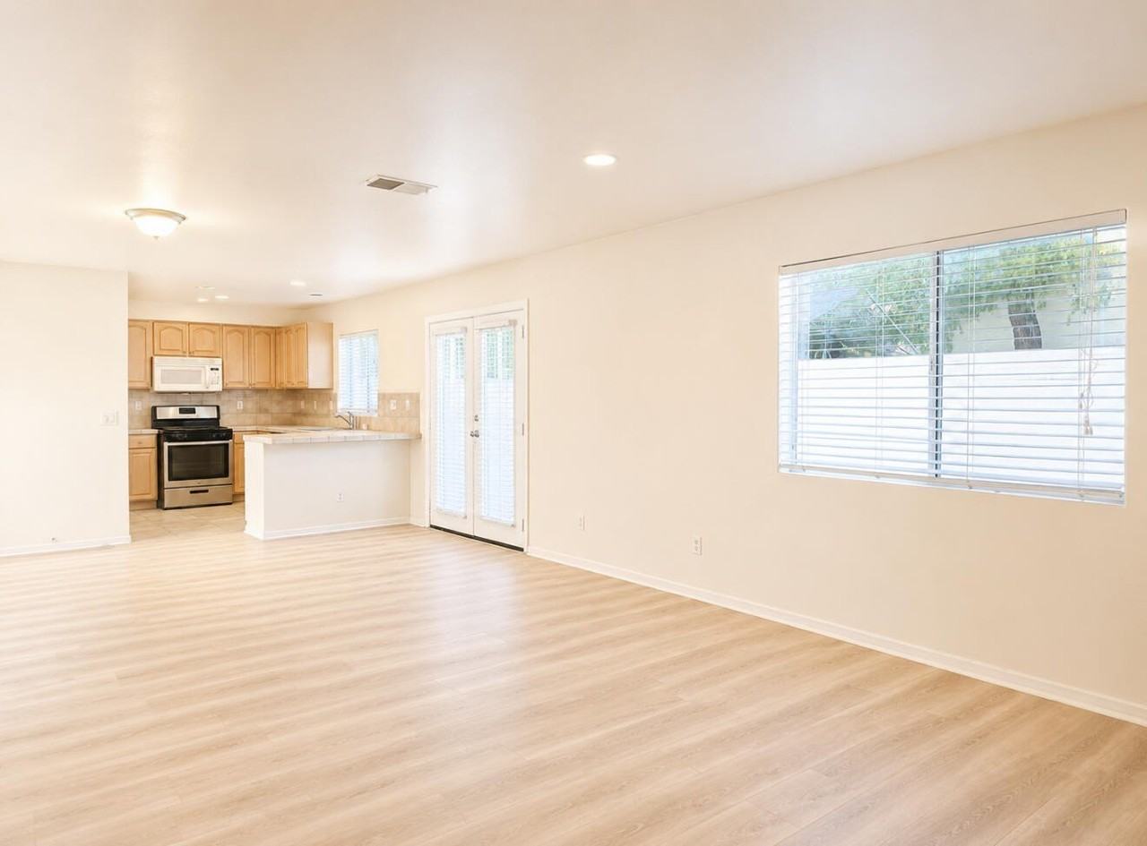 33411 Campus Ln - Photo 2 of 17