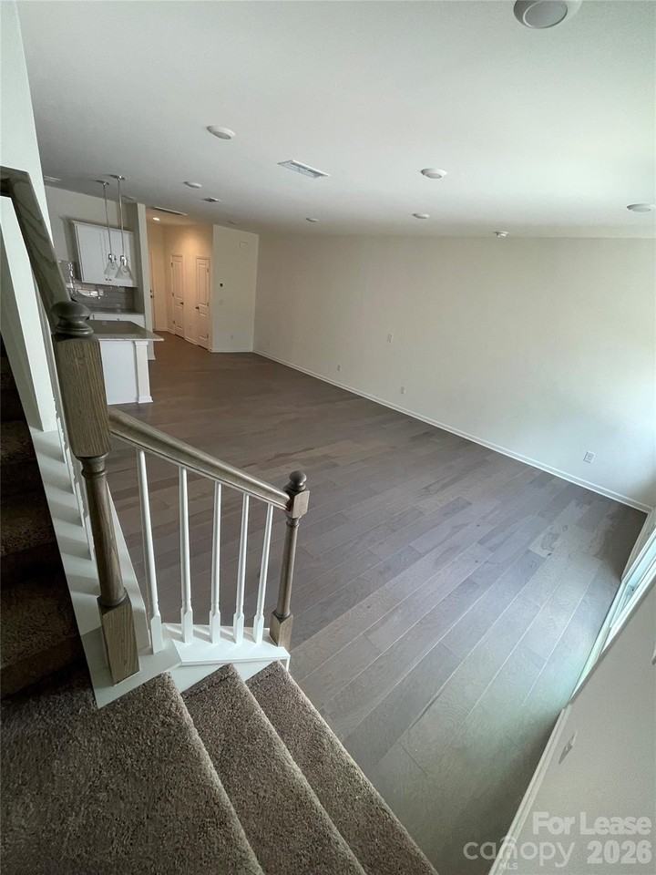 260 Abington St - Photo 3 of 16