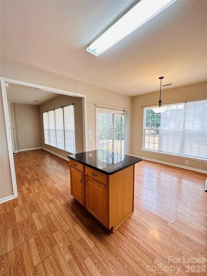 8419 Heron Glen Dr - Photo 3 of 13