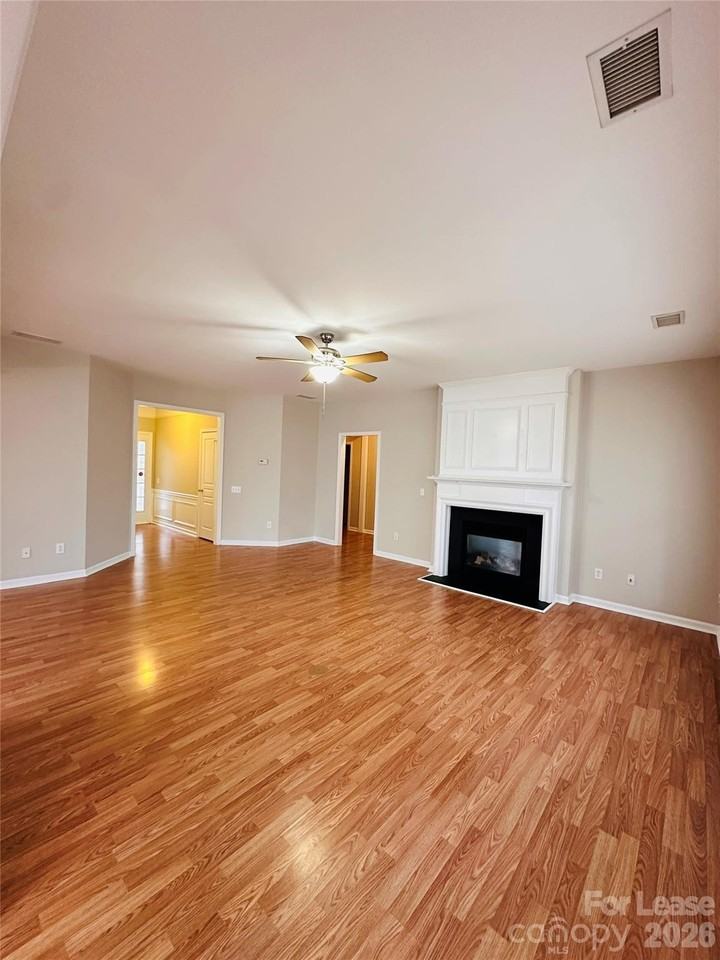 8419 Heron Glen Dr - Photo 6 of 13