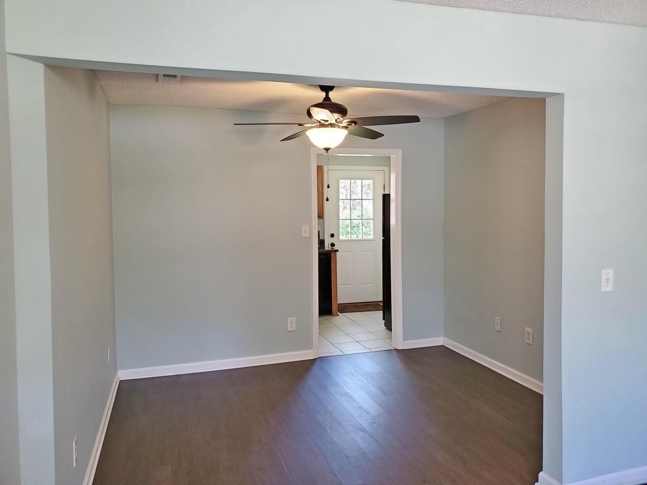 1730 Pinckney Park Dr #B - Photo 5 of 11
