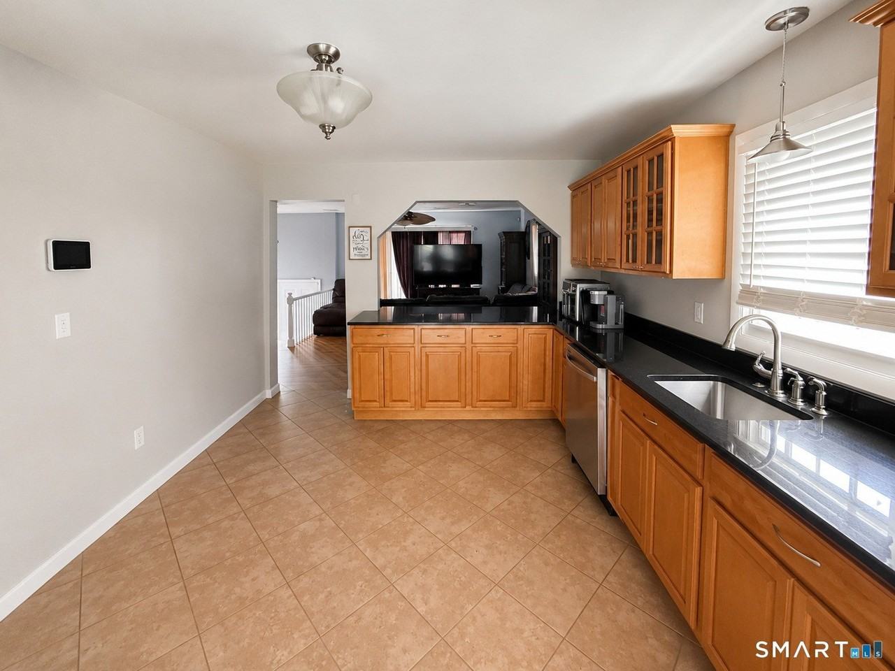 163 Alder St - Photo 2 of 6
